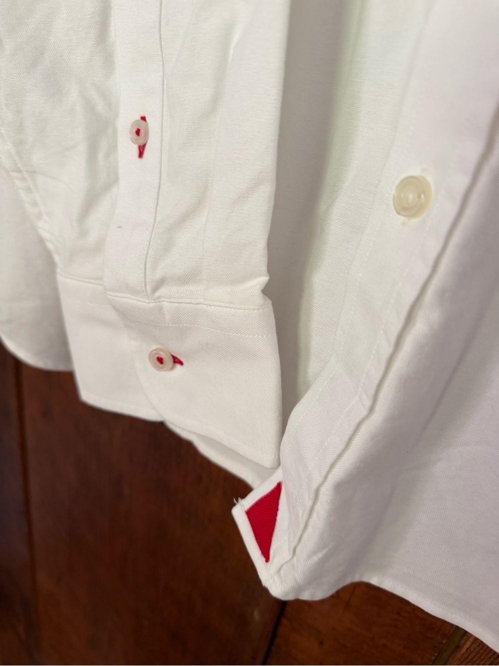 UNTUCKit White Long Sleeve Button Down Shirt XX-LARGE Red Accents Cotton Casual - Picture 2 of 11